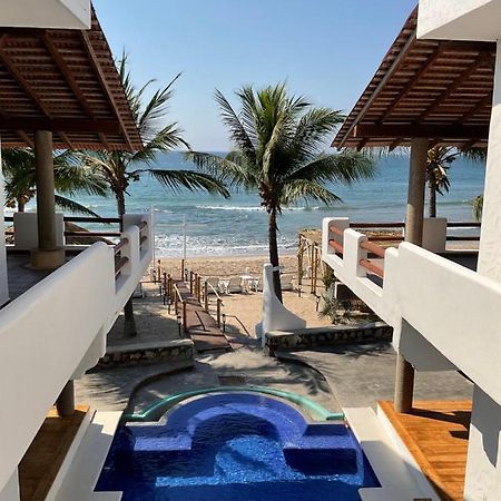 مبيت وإفطار ترونكونيس Casa Faro المظهر الخارجي الصورة