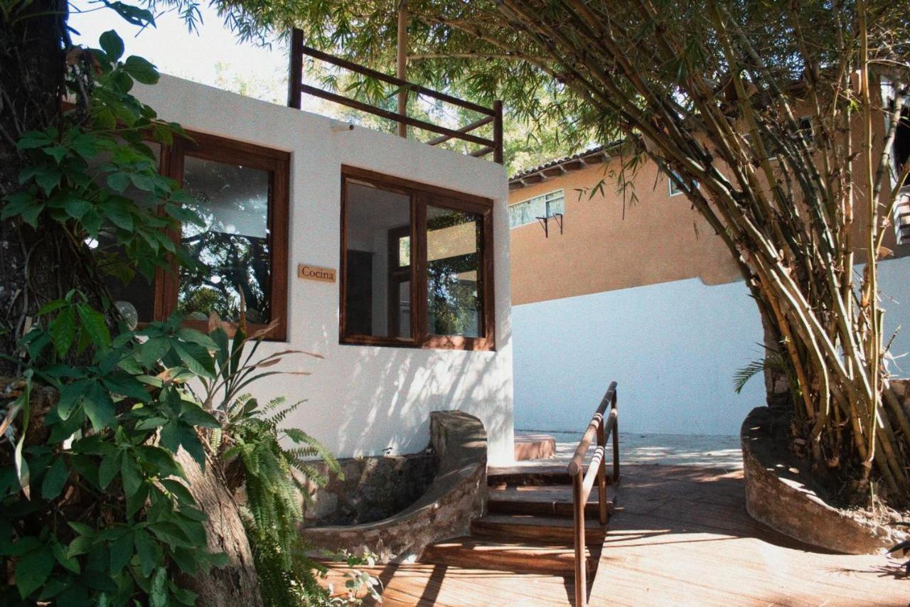 مبيت وإفطار ترونكونيس Casa Faro المظهر الخارجي الصورة