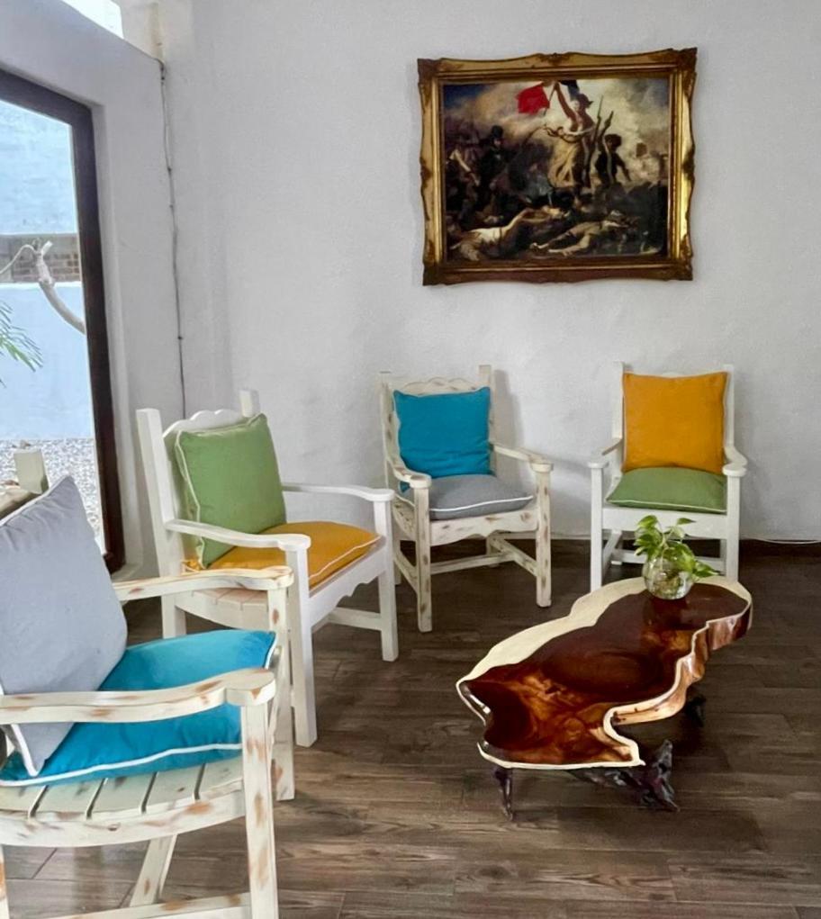 مبيت وإفطار ترونكونيس Casa Faro المظهر الخارجي الصورة