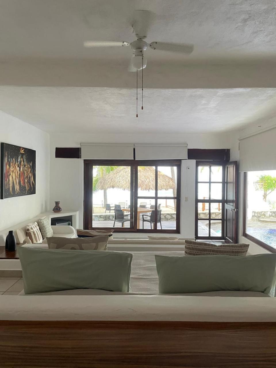 مبيت وإفطار ترونكونيس Casa Faro المظهر الخارجي الصورة