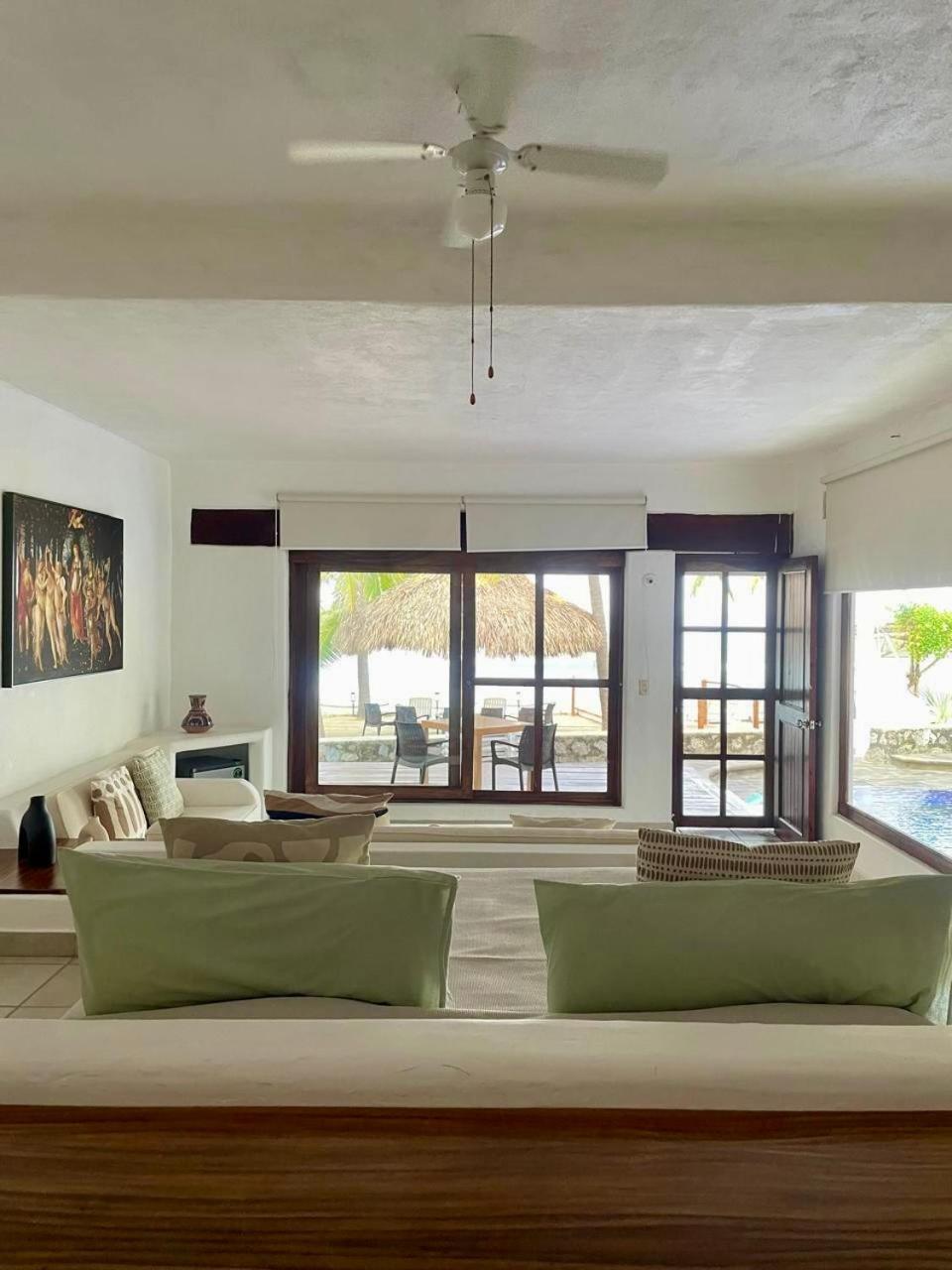 مبيت وإفطار ترونكونيس Casa Faro المظهر الخارجي الصورة